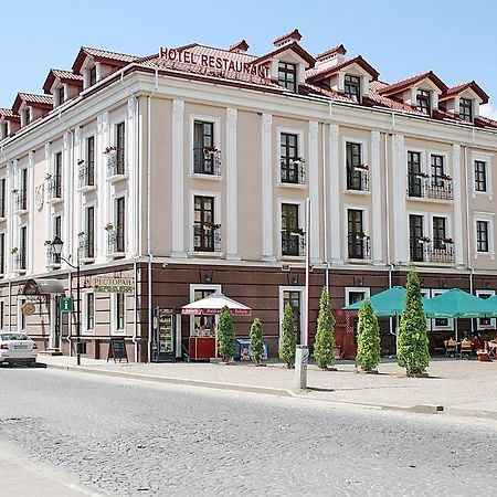 Optima Collection Kamianets-Podilskyi Hotell Exteriör bild